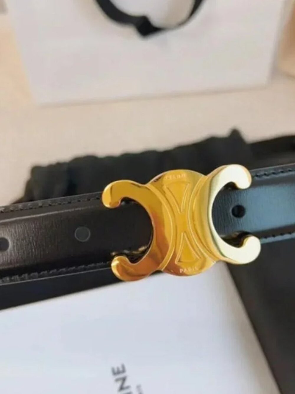 CELINE Triomphe Belt Size 95 - With Original Box - Picture 4 of 5